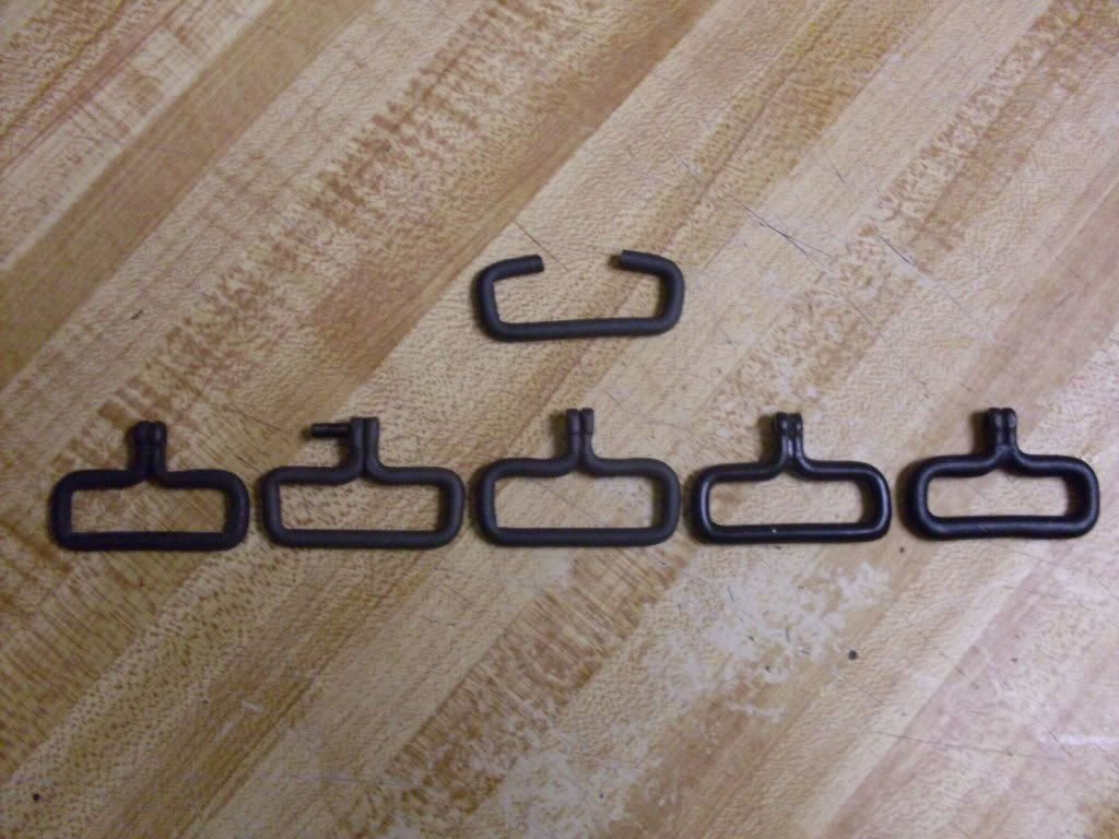 Sling swivel rubber removal