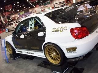 http://i253.photobucket.com/albums/hh46/rexmanches/SEMA%202010/101_3595.jpg