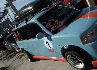 http://i253.photobucket.com/albums/hh46/rexmanches/SEMA%202010/101_3941.jpg