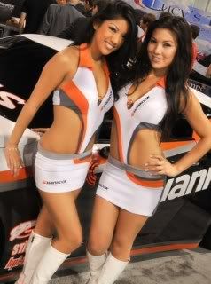 http://i253.photobucket.com/albums/hh46/rexmanches/SEMA%202010/Hankookbabes.jpg