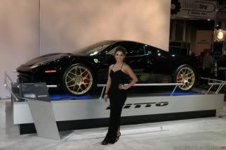 http://i253.photobucket.com/albums/hh46/rexmanches/SEMA%202010/babes10.jpg