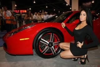 http://i253.photobucket.com/albums/hh46/rexmanches/SEMA%202010/babes17.jpg