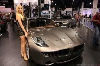 http://i253.photobucket.com/albums/hh46/rexmanches/SEMA%202010/babes18.jpg