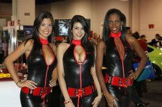 http://i253.photobucket.com/albums/hh46/rexmanches/SEMA%202010/babes27.jpg