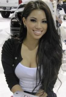 http://i253.photobucket.com/albums/hh46/rexmanches/SEMA%202010/babes29.jpg