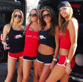 http://i253.photobucket.com/albums/hh46/rexmanches/SEMA%202010/babes9.jpg