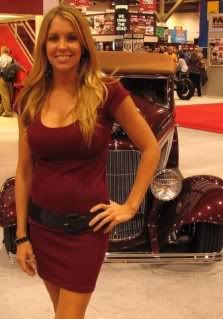 http://i253.photobucket.com/albums/hh46/rexmanches/SEMA%202010/babesriddler.jpg