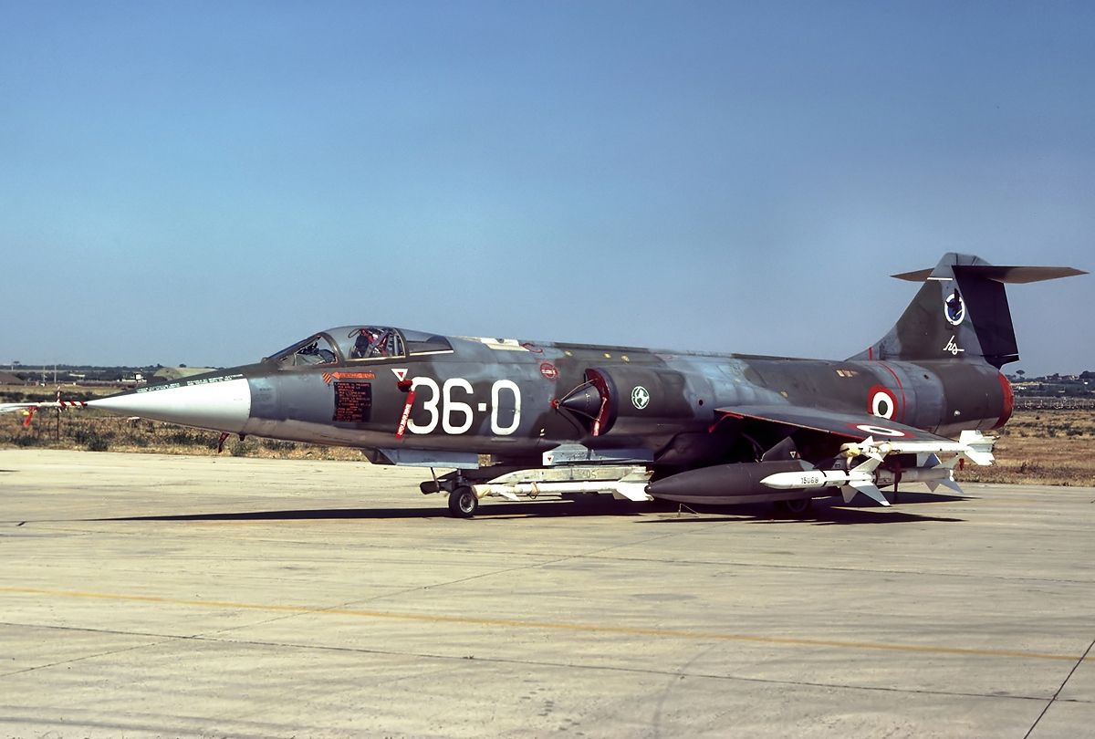Lockheed_F-104S_ASA-M_Starfighter_Italy.jpg