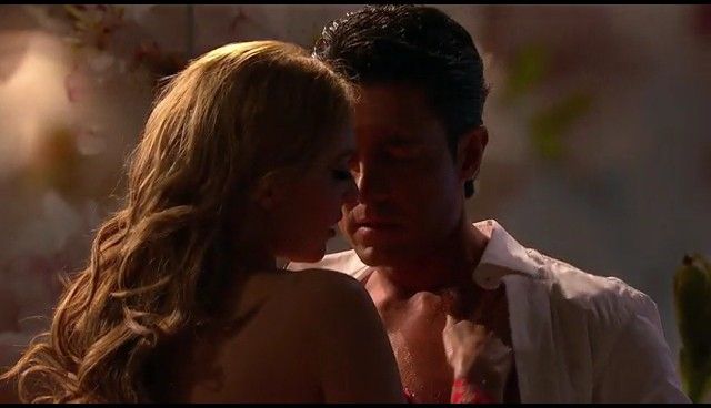  photo NDVD_305_zps05190d6e.jpg