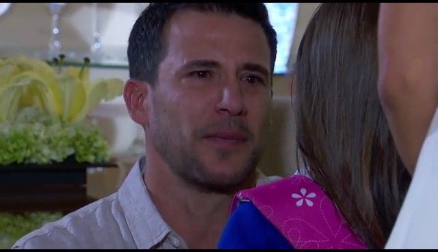  photo NDVD_010_zps23382441.jpg