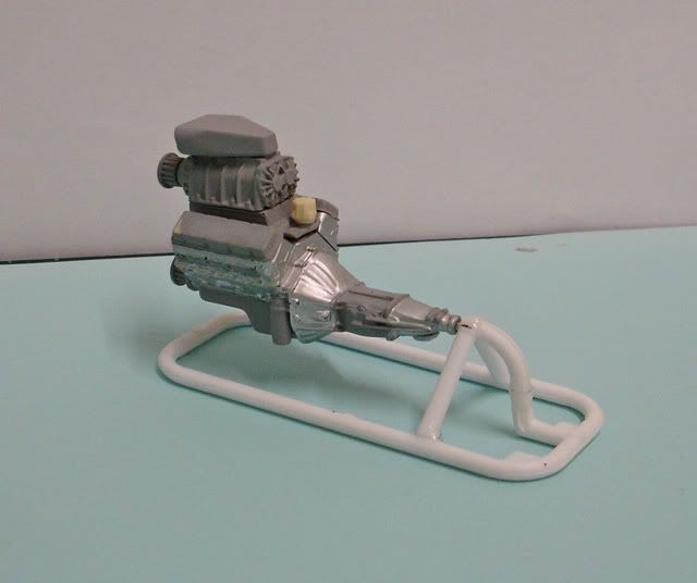 completedenginestand.jpg