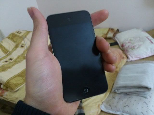 Bán Ipod touch gen 2 8g 1t2, gen 4 8gb Bán Ipod touch gen 2 8g 1t2, gen 4 8gb