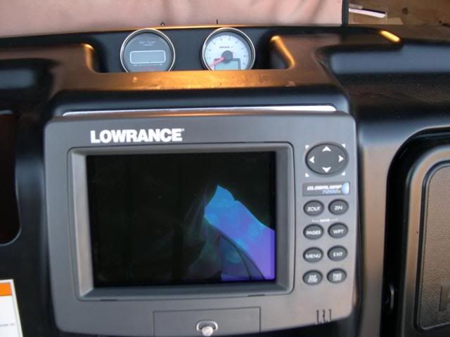 Lowrance GPS