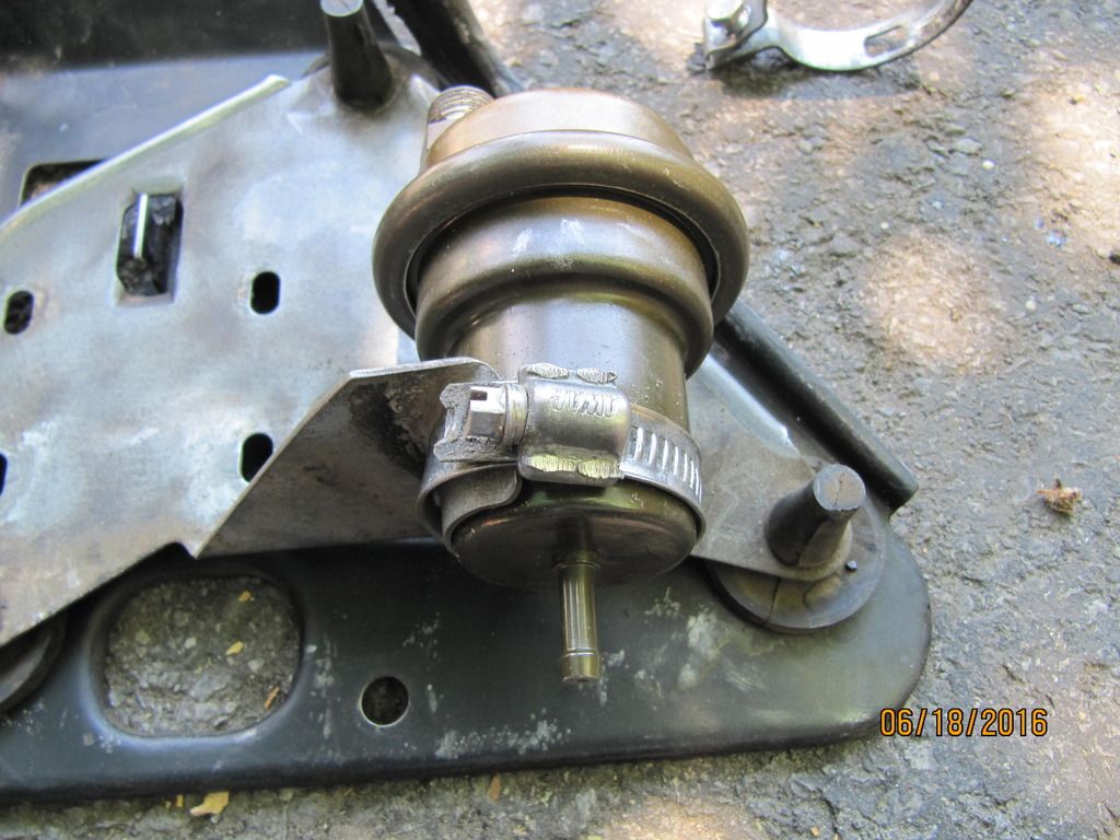  photo held by hose clamp_zpspim8t7lz.jpg