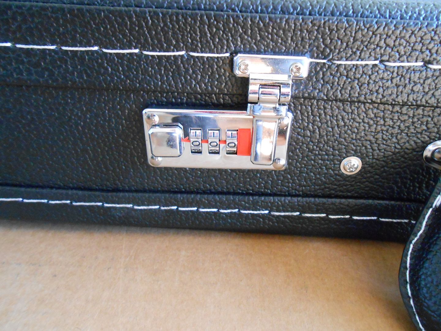 gibson case lock