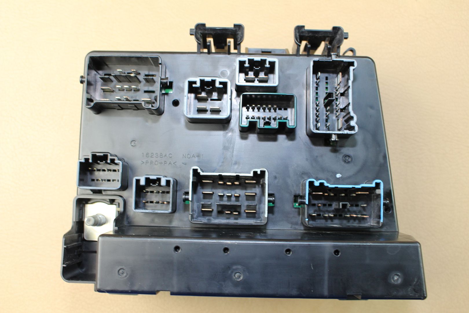 07-08 CHRYSLER PACIFICA FUSE RELAY BOX BCM INTEGRATED ... 04 pacifica fuse box 