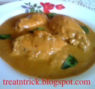 Chicken Salna Recipe @ treatntrick.blogspot.com