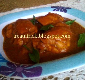 Photobucket North Indian Chicken Curry Recipe @ treatntrick.blogspot.com