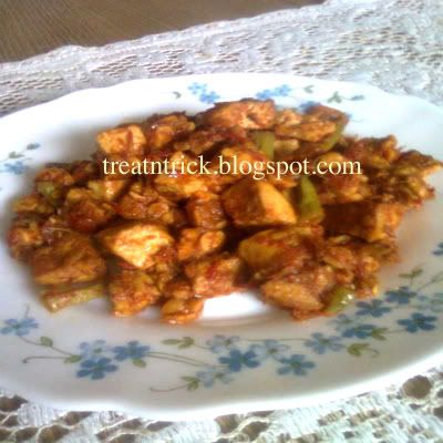 Sambal Goreng (FRIED TOFU & TEMPEH) Recipe @ treatntrick.blogspot.com