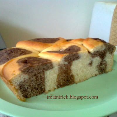 Photobucket Chocolate Marble Bread Recipe @ treatntrick.blogspot.com