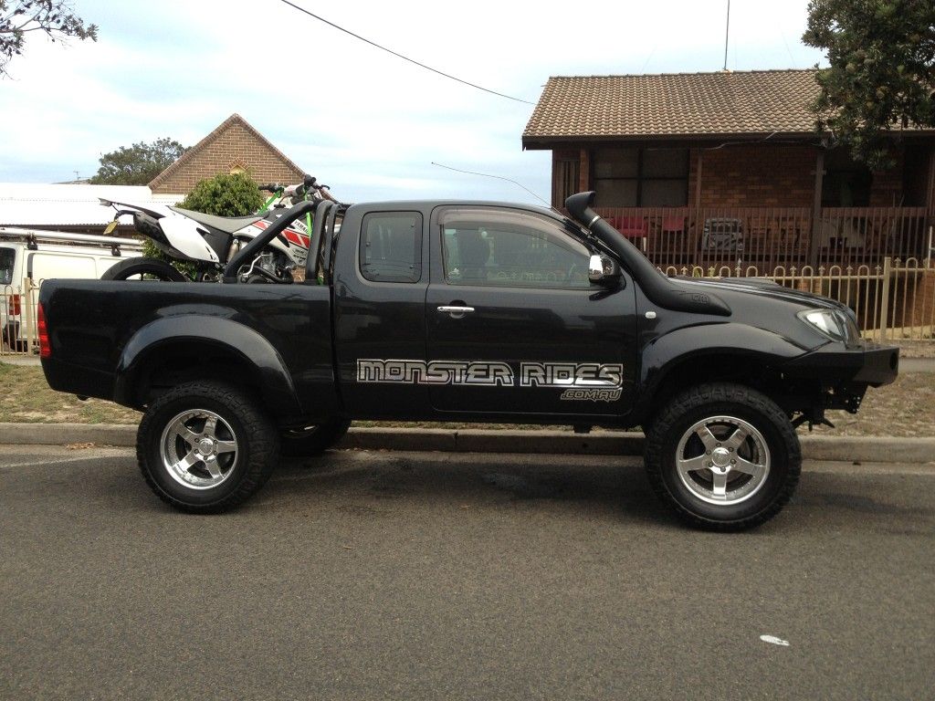 Monster rides ford ranger #5