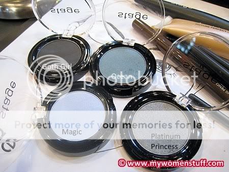 Stage Cosmetics Mono Eyeshadow