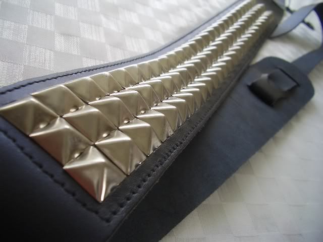 UK MADE LARGE PYRAMID STUDDED REAL LEATHER HEAVY METAL GUITAR STRAP