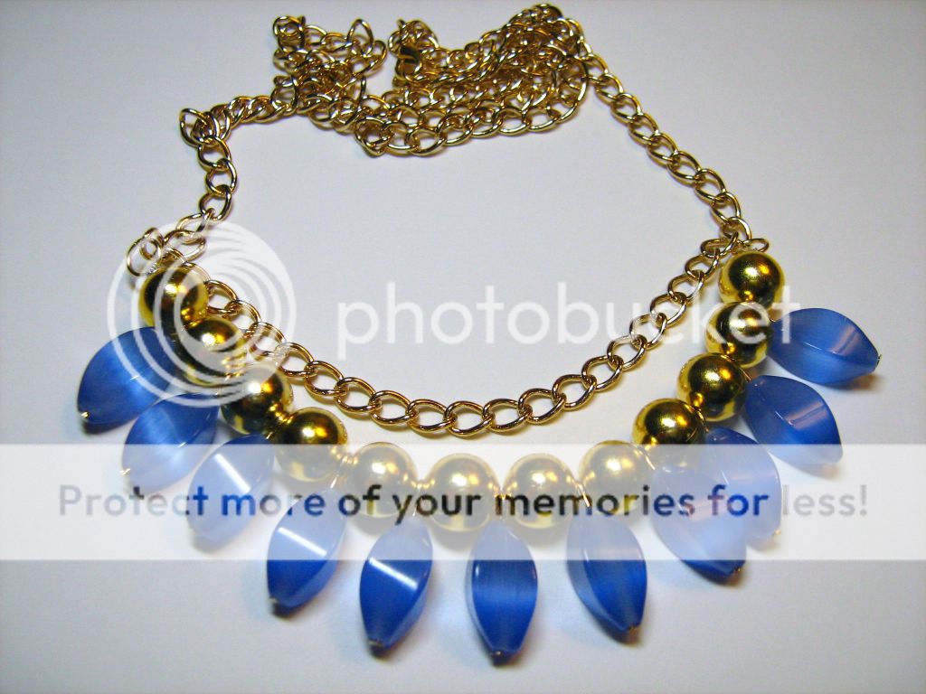 sapphire cat's eye drop bead and gold necklace